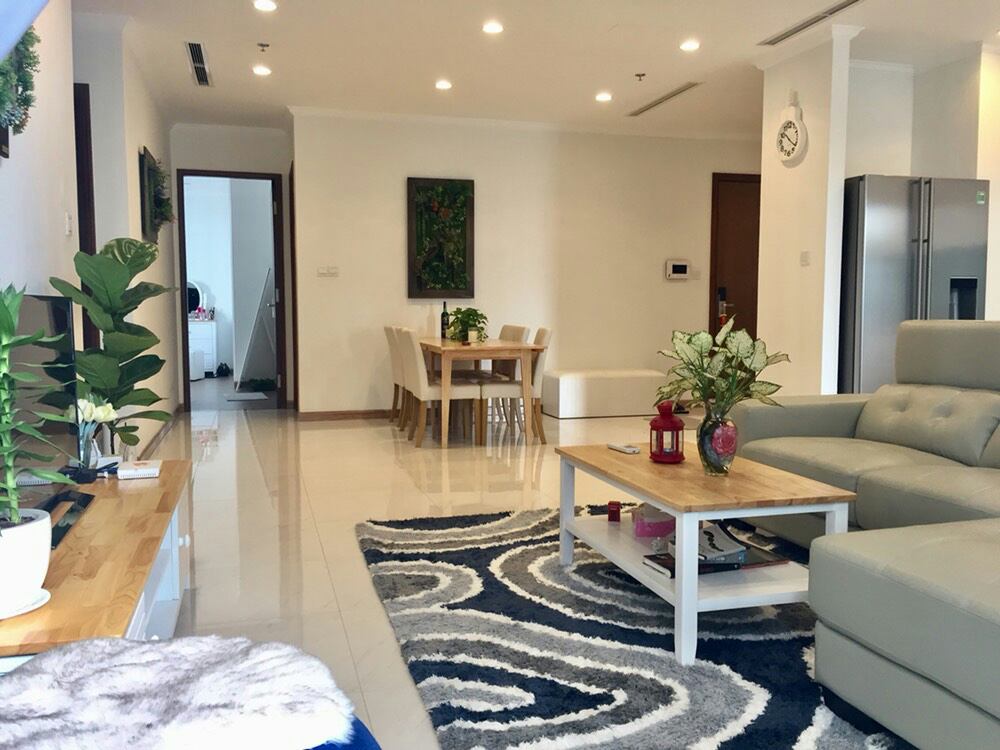 Superior four bedrooms apartment for rent in Vinhomes Central Park
