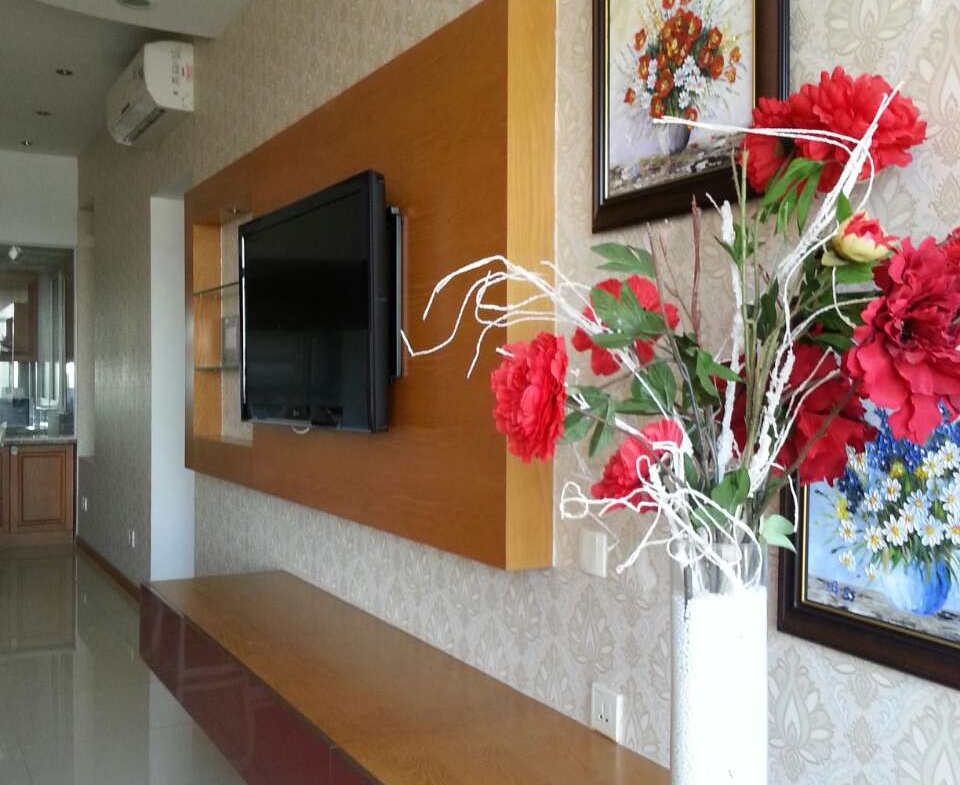 Saigon Pearl apartment for rent with 2 bedrooms, luxury furniture