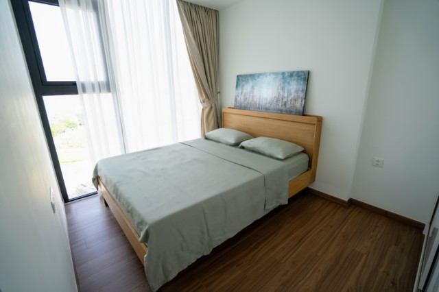 Beautiful two bedrooms apartment for rent at Ecogreen Saigon, 10 minutes to Nguyen Hue Walking Town