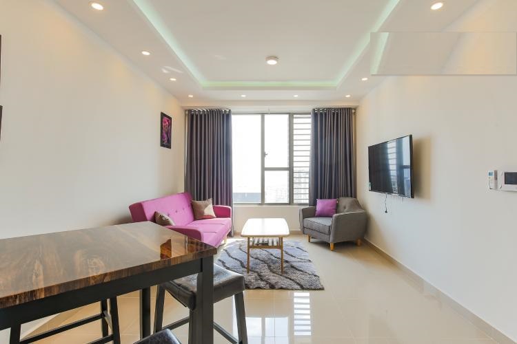 Three bedroom apartment for rent in The Tresor in District 04 with river view