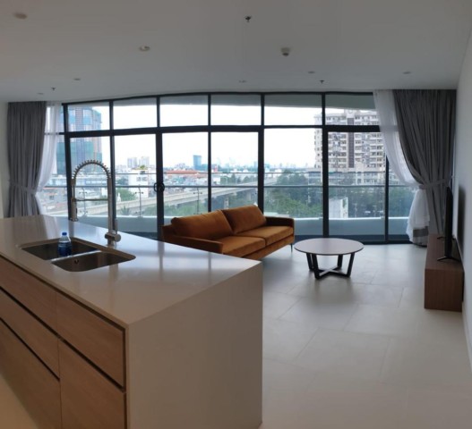 Beautiful and luxury 1 bedroom apartment for rent in City Garden