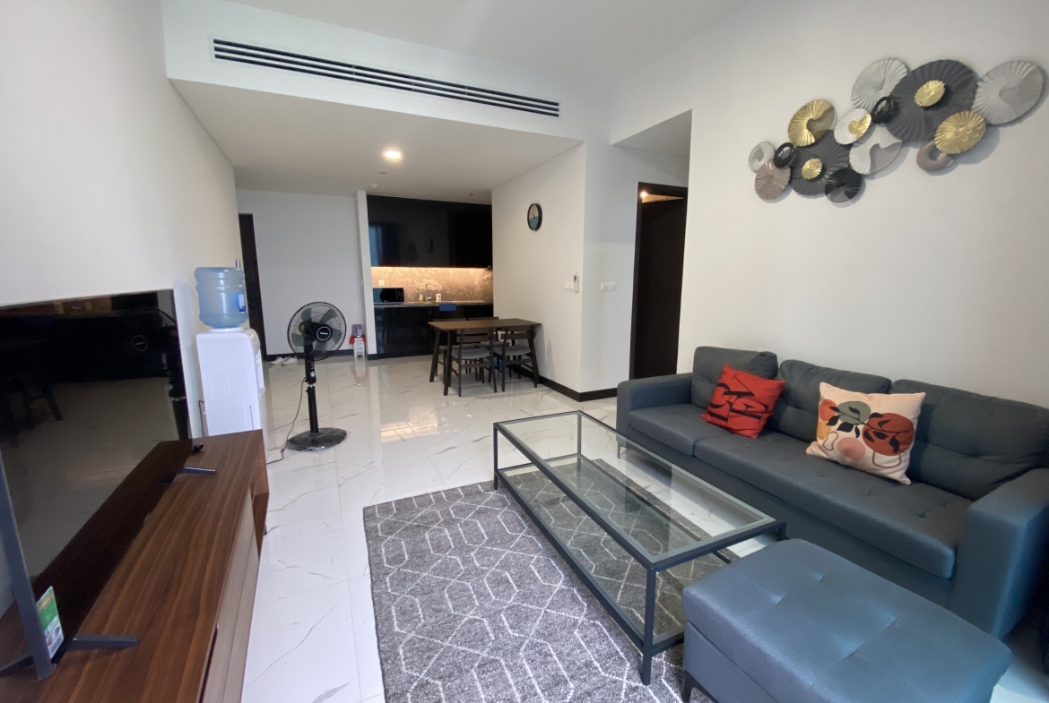 Nice interior one bedroom apartment for rent in Empire City