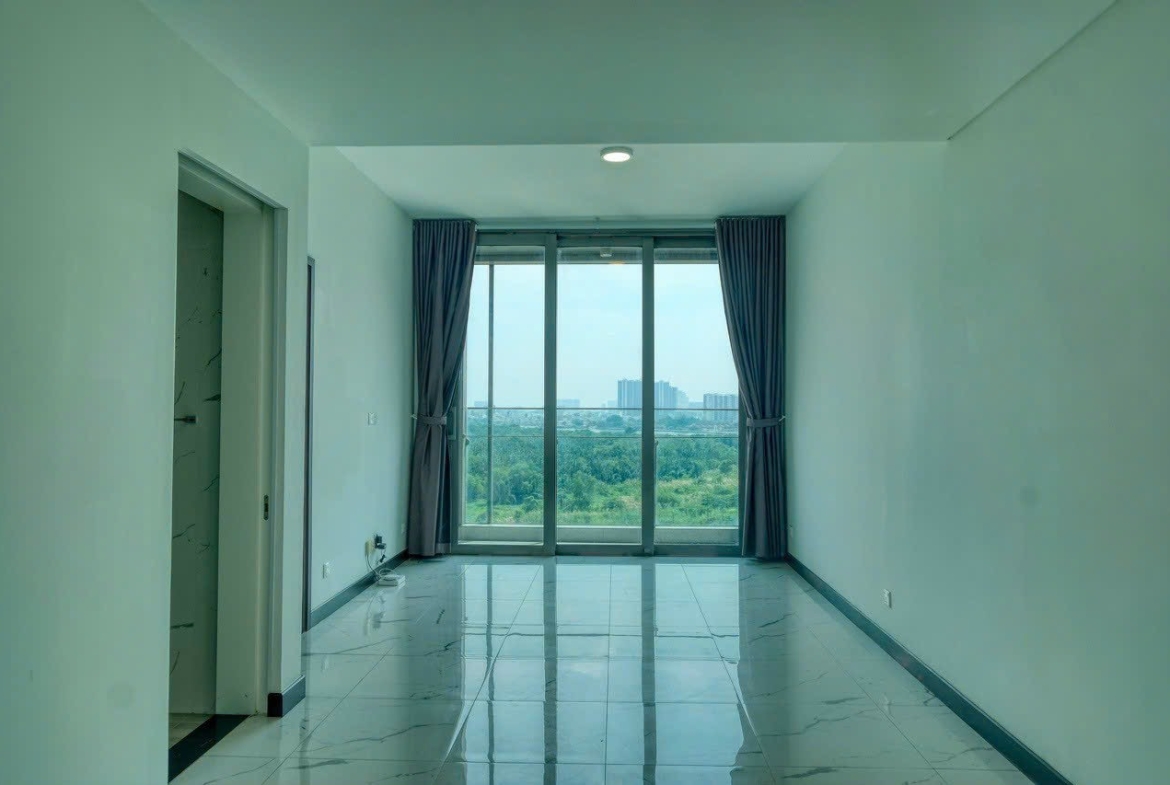 Apartment for rent in Empire City, one bedroom  basic furnished