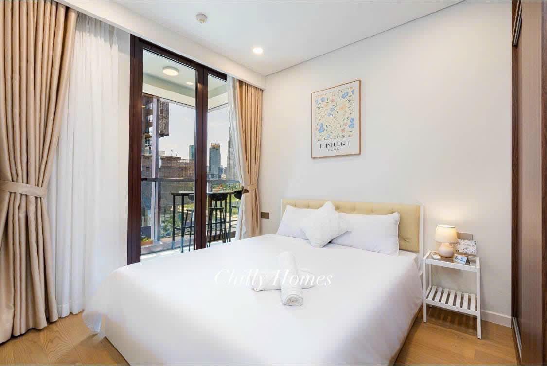 Oasis 2-bed apartment for rent at The Galleria Metropole