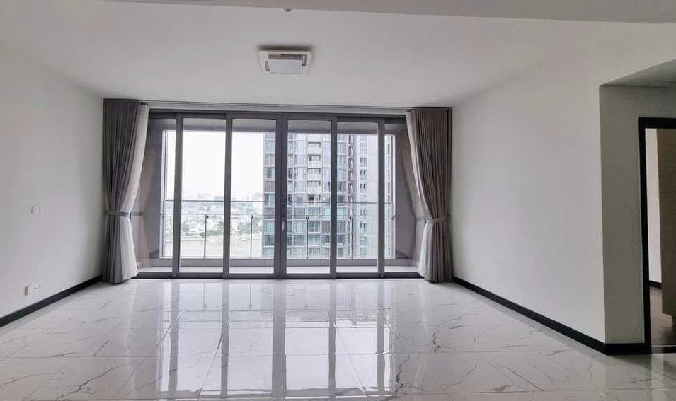 Unfurnished two bedroom apartment for rent in Empire City