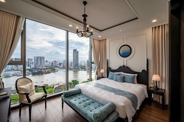 Empire City apartment for rent: three bedrooms waterfront river view