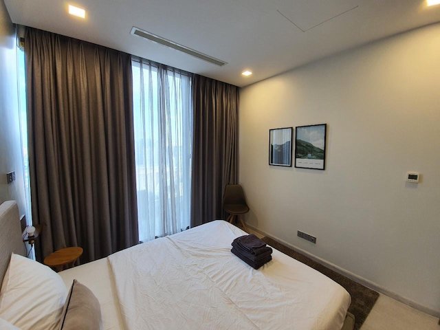 Three bedrooms apartment for rent at Aqua 3 Vinhomes Golden River