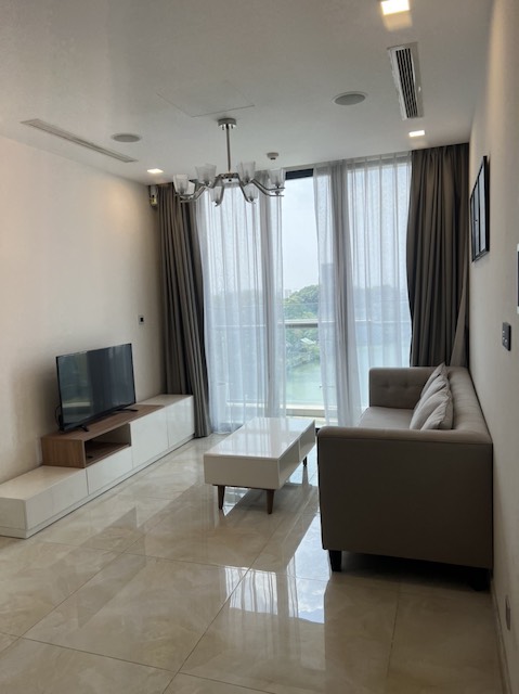 Luxurious one-bedroom apartments for rent at Vinhomes Golden River Ba Son