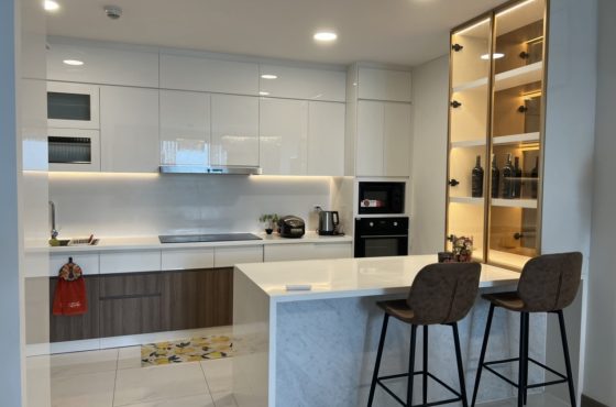 2 bedroom fully furnished for rent at Sunwah Pearl HCM City