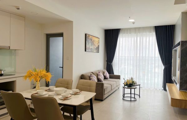 Author Profile z6805600461303_e52fd9e5541556456eca4f22c4ec1b30