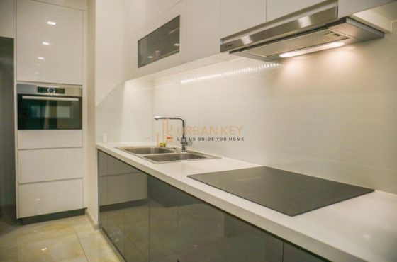 Vinhomes Golden River two bedroom for rent in District 1